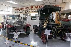 A 1930 Cadillac V8 “Miss Emmy” belonging to strongman Jordan 'Biggie' Steffen, with a 1906 Cadillac Model K; Gilberts Motor Museum.